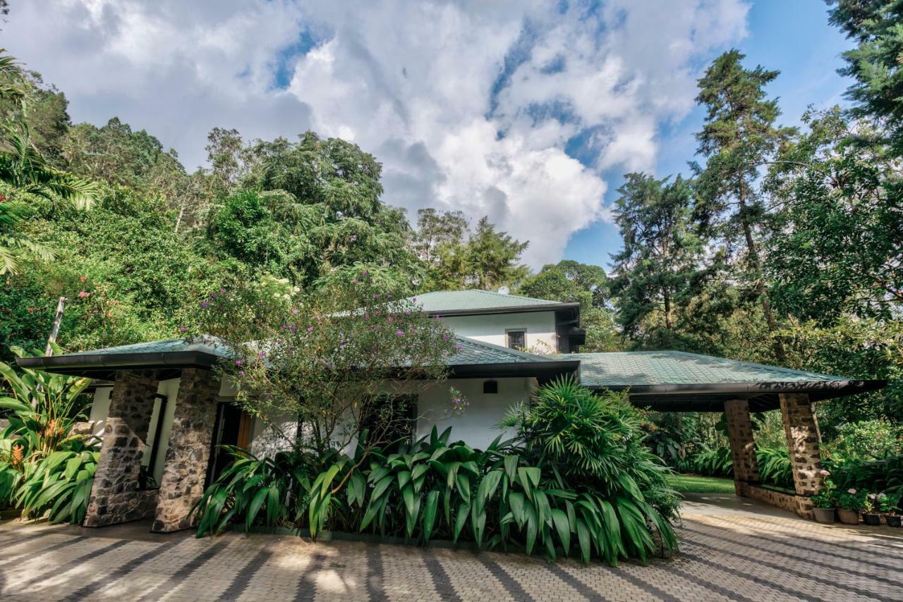 Villa Republic บันดาราเวลา ภายนอก รูปภาพ